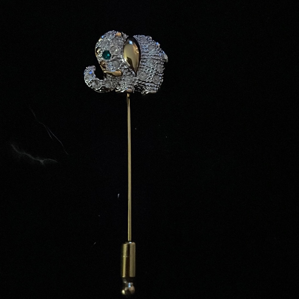 Little Elephant stick pin